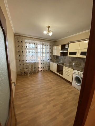 3-к. квартира, 73 м², 5/9 эт.