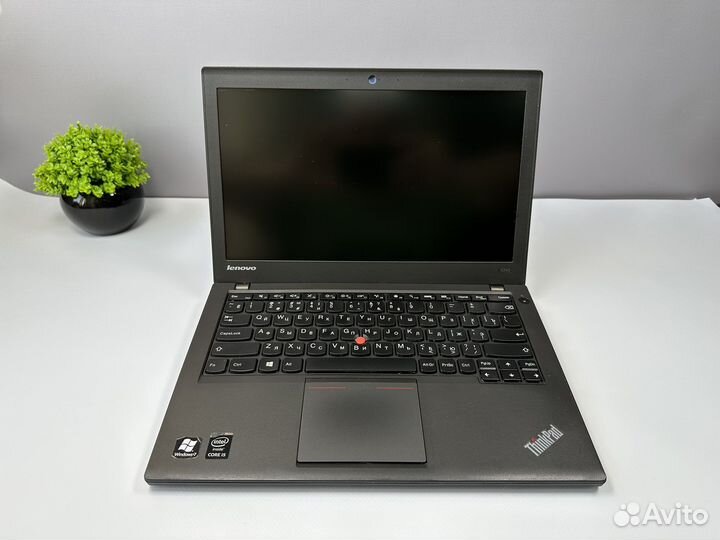 Надежный Lenovo Thinkpad i5 2,70GHz/8gb/SSD256gb