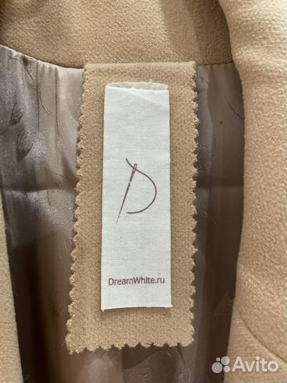 Пальтое женское Dreamwhite