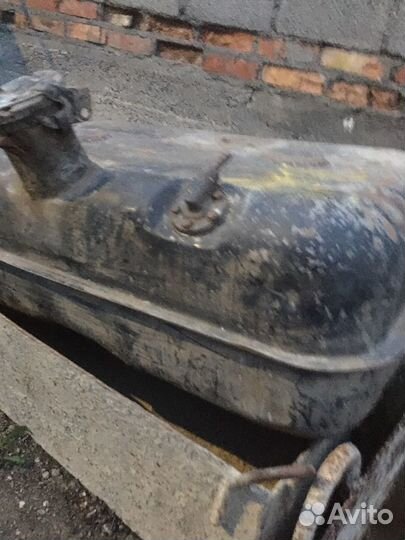 Топливный бак бу