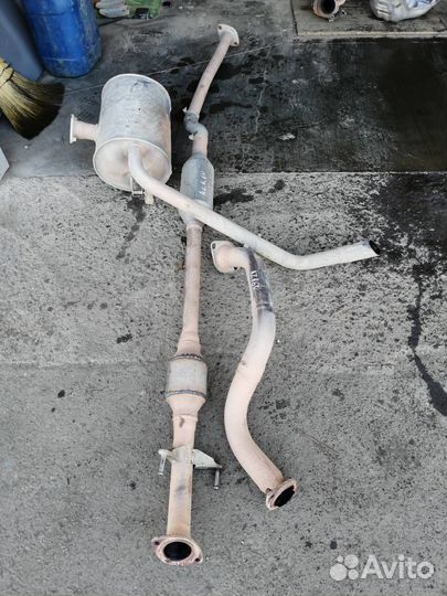 Глушитель в сборе Toyota Voxy AZR60G (2001 - 2007)