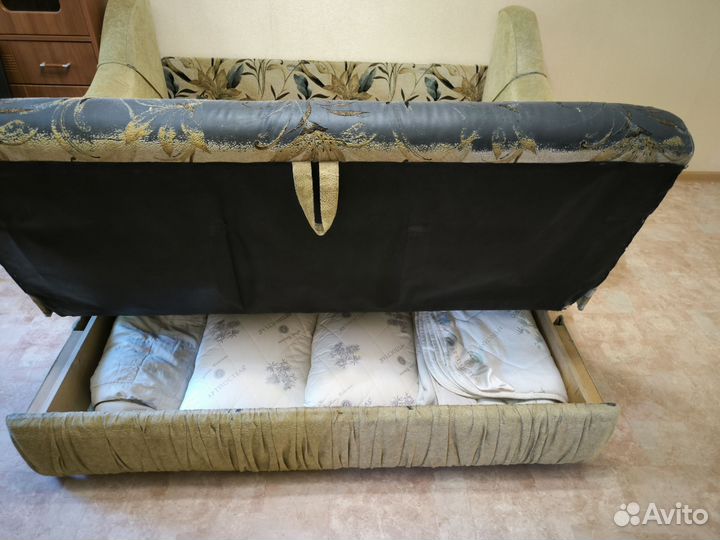 Продам диван