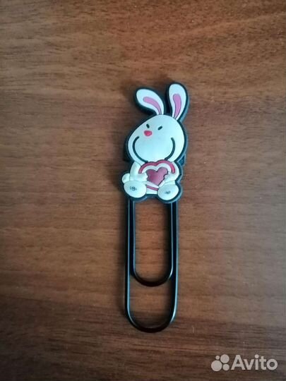 Закладка скрепка для книг