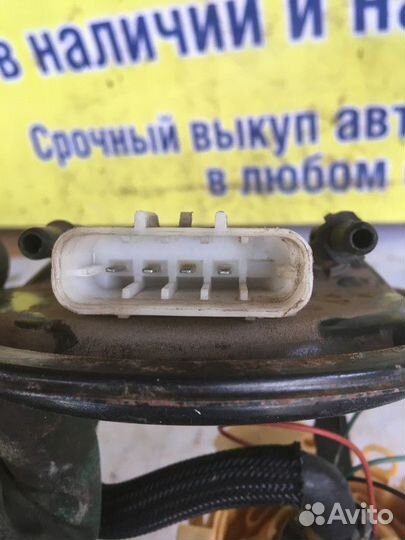 Насос топливный Opel Astra