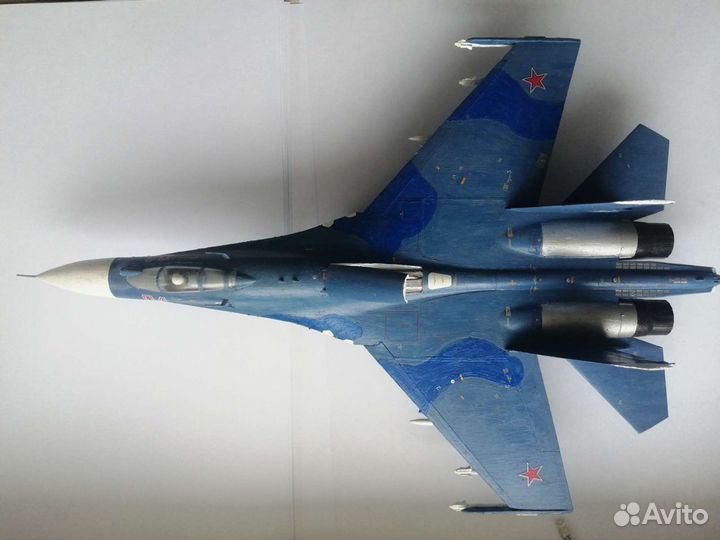 Модель самолета су27