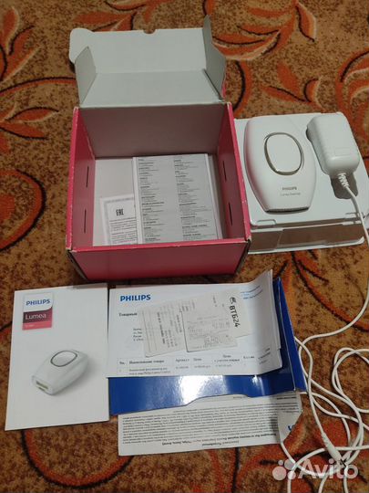 Фотоэпилятор Philips Lumea Comfort
