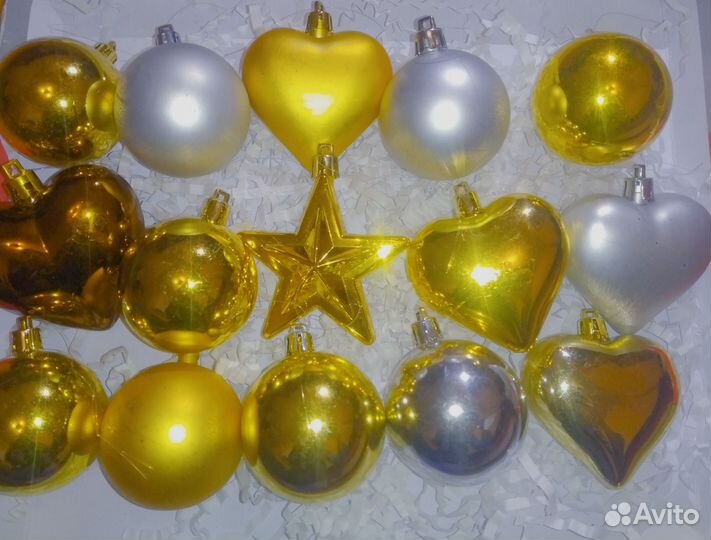 Наборы золотых ёлочных игрушек