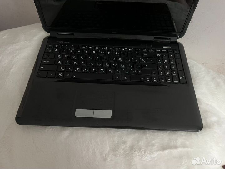 Ноутбук asus