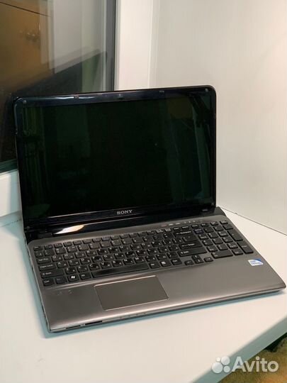 Ноутбук Sony Vaio для работы и офиса / Гарантия