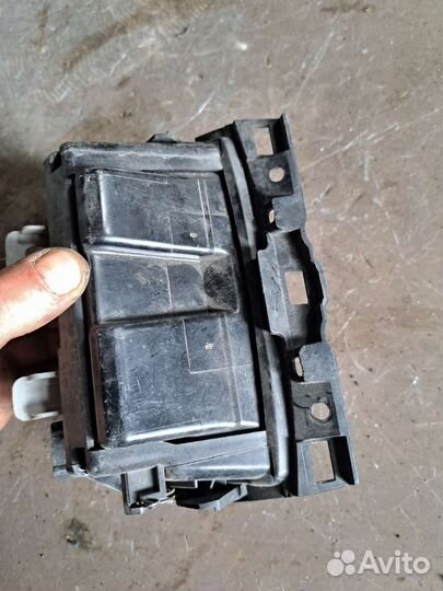 Пепельница Mazda 3