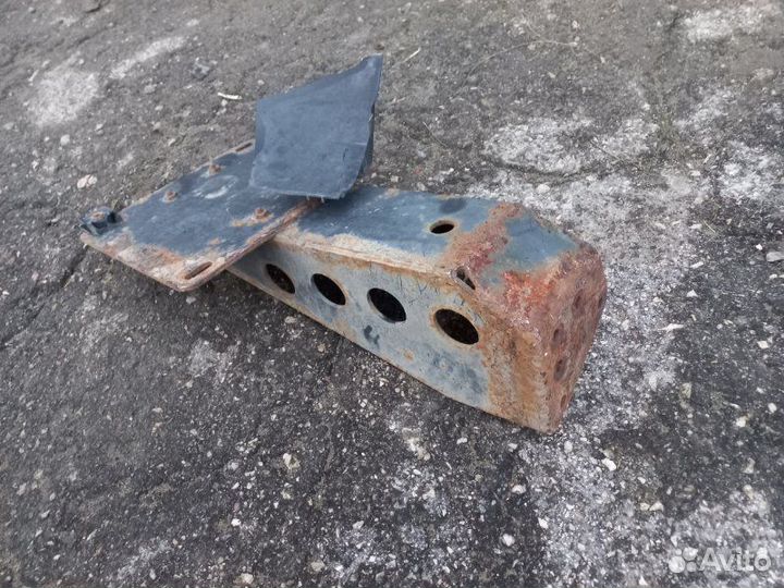 Кронштейн воздушного фильтра Камаз 5490 2018