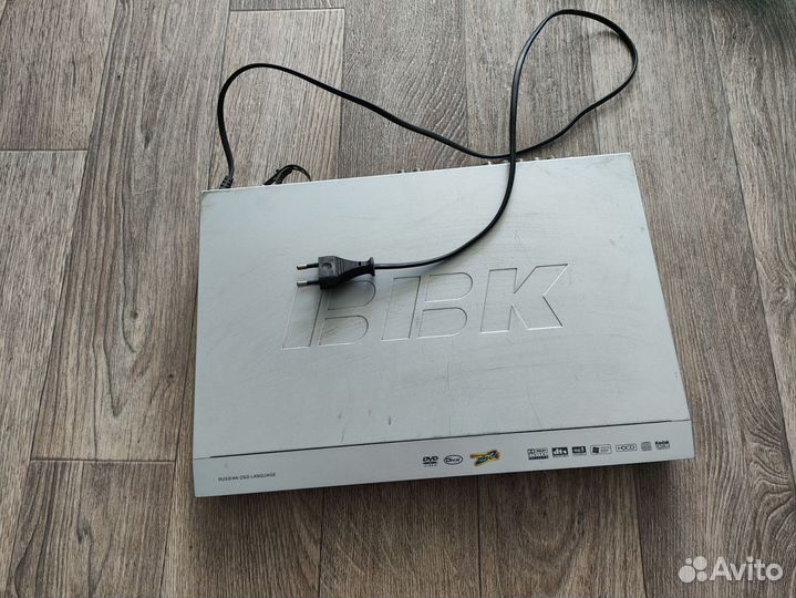 Dvd проигрыватель bbk dv511si