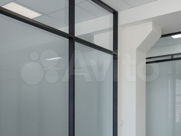 Офис 17 м² в современном стиле