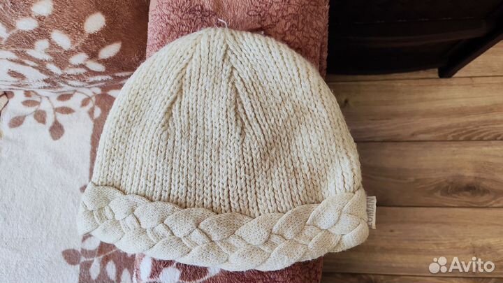 Зимние шапки, шарфы, рукавички