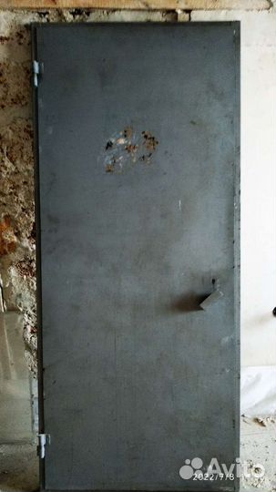 Дверь металлическая