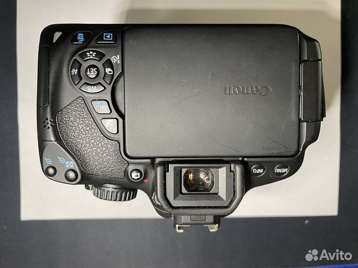 Зеркальный фотоаппарат canon eos 650D