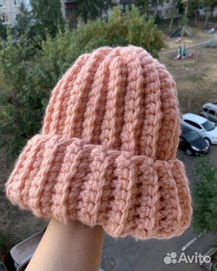 Шапки вязаные