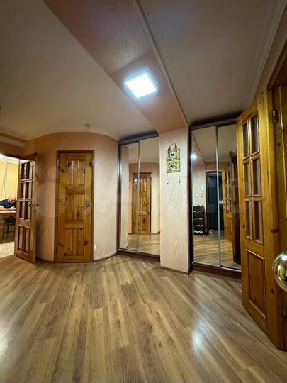 2-к. квартира, 55 м², 3/5 эт.