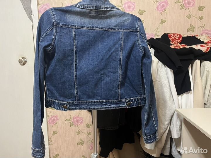Джинсовая куртка