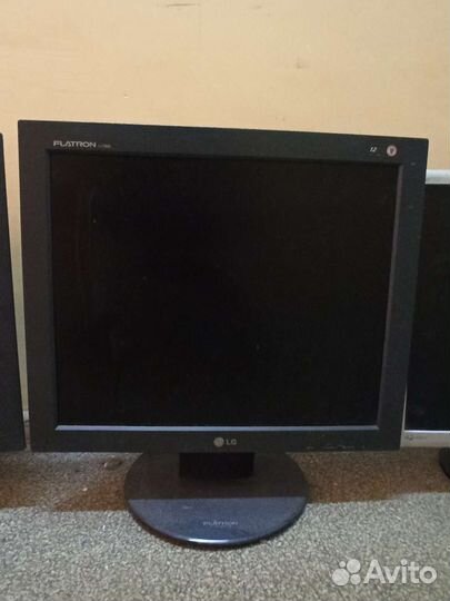 Мониторы LG, Benq,Aquarius 15-17