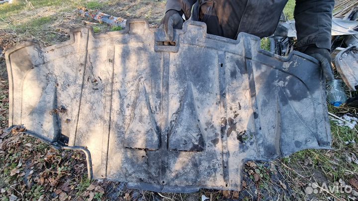 Защита картера решетки в бампер Audi A6, 100 45