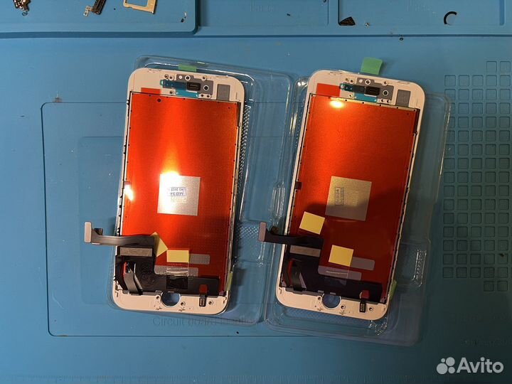 Дисплей iPhone 8