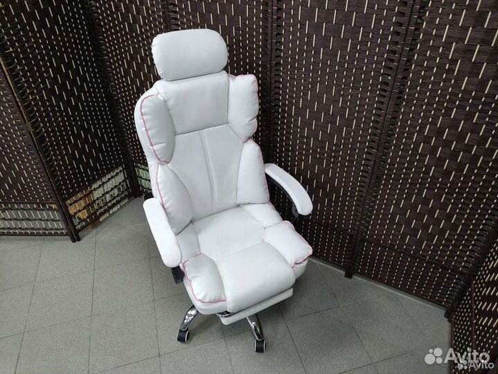 Компьютерное игровое (геймерское) кресло. Новые