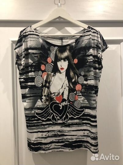 Джинсы, футболка, юбка для девушки