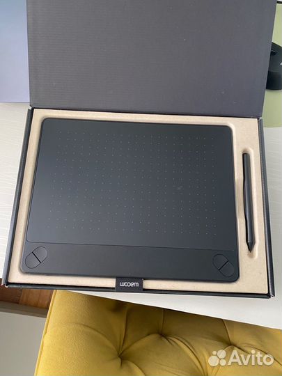 Графический планшет wacom intuos art M