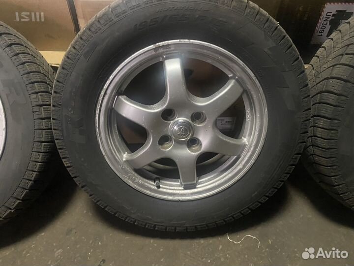 Pirelli Ice Zero 195/65 R15 95T