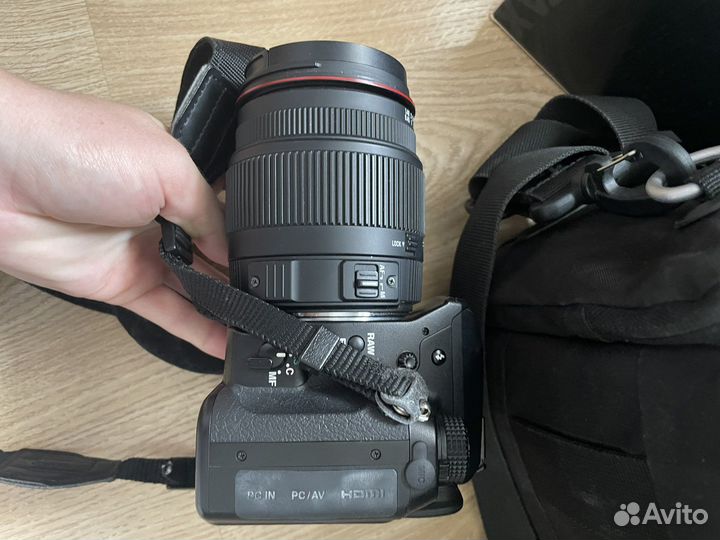 Зеркальный фотоаппарат pentax