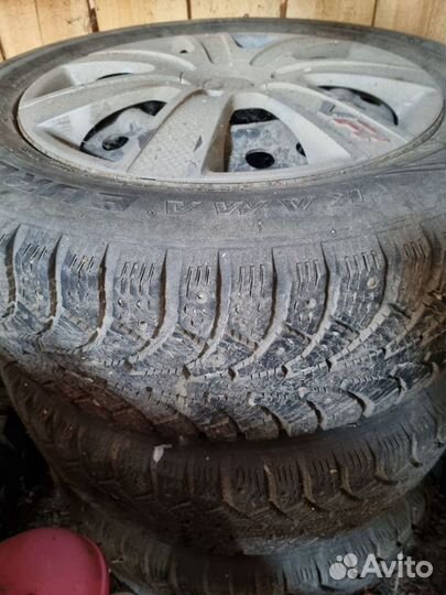 Автомобильные шины зимний 215/60 r16 бу