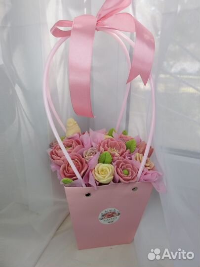 Съедобные букеты, шоколадные розы, цветы