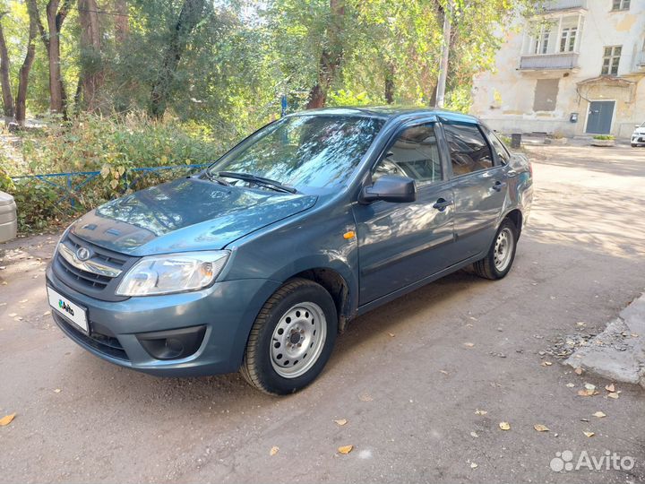 LADA Granta 1.6 МТ, 2015, 100 000 км