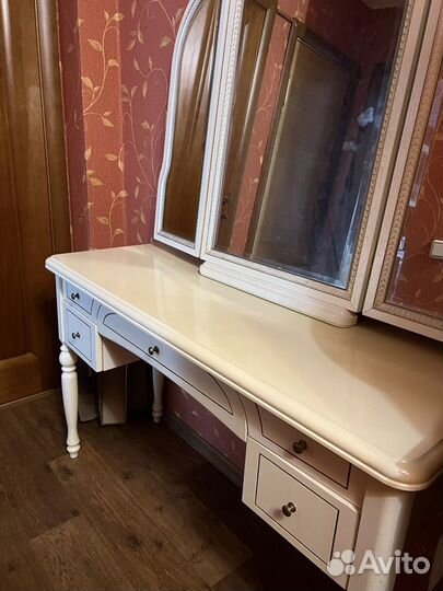 Стол, зеркало Luigi белая Миасс мебель