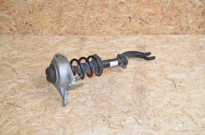 Амортизатор передний правый Audi Q5 8RB 2008-2017