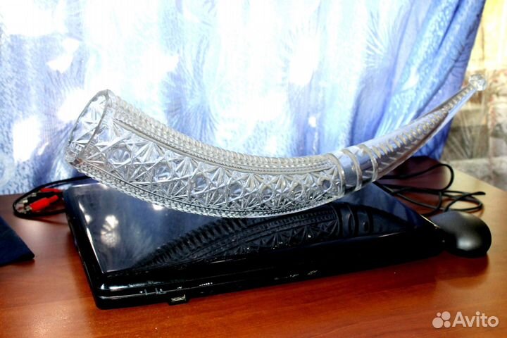 Рог хрустальный большой