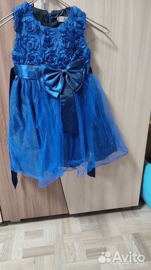 Нарядное платье для девочки на 4 года