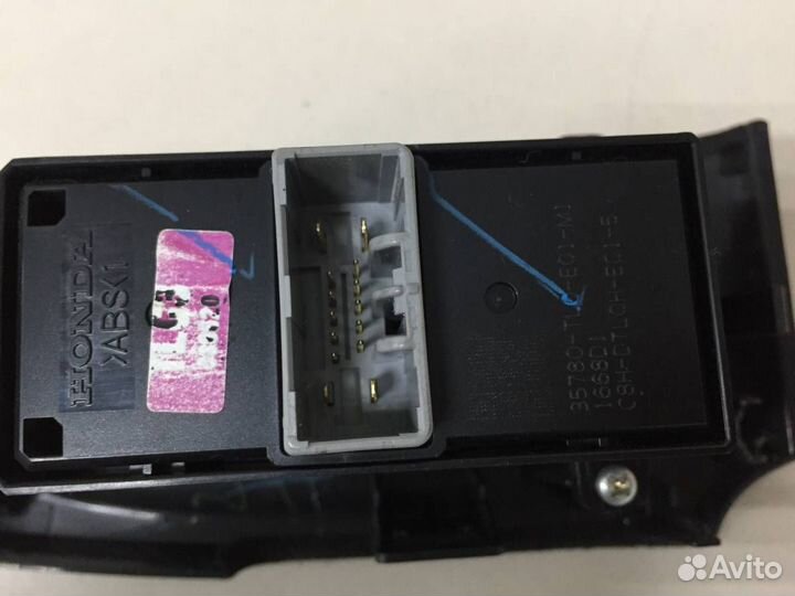 Кнопка стеклоподъемника Honda Accord 8 CU 2008-201