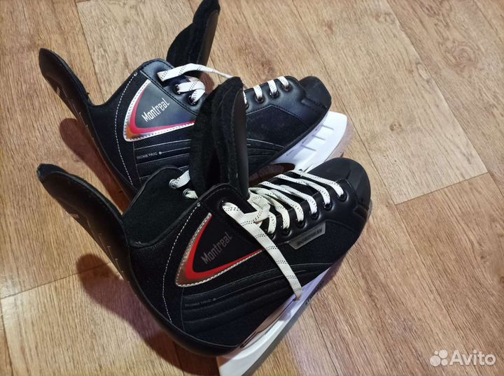 Коньки хоккейные