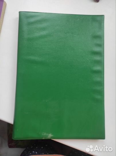 Тетради, бумага, диплом