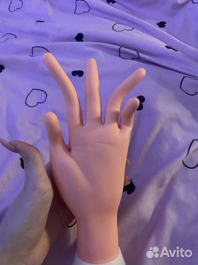 Тренировочная рука для маникюра