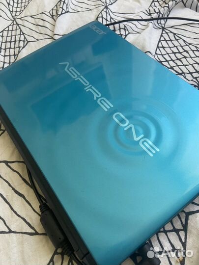 Нетбук Acer aspire one d270