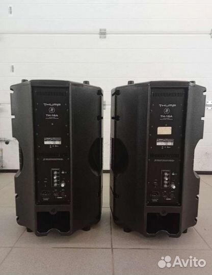 Mackie thump15a