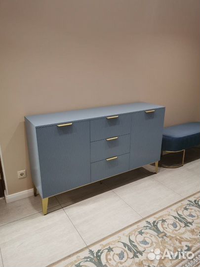 Тумба прикроватная