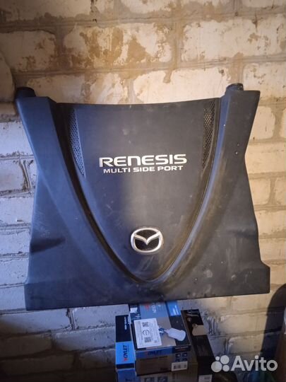 Декоративная крышка двигателя mazda