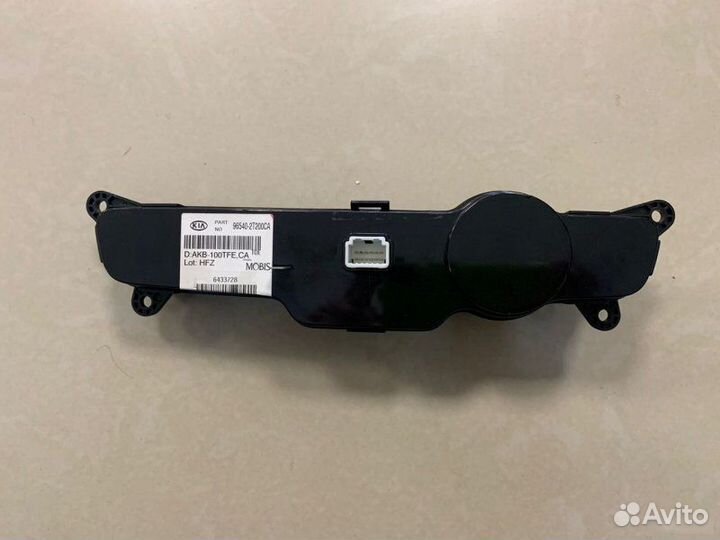 Блок управления магнитолой Kia Optima TF G4KE 2012