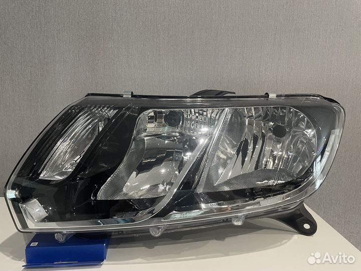 Фара Renault Logan Sandero 2