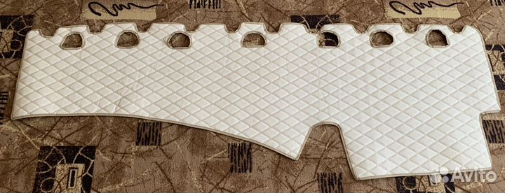 Коврик на торпеду scania 4