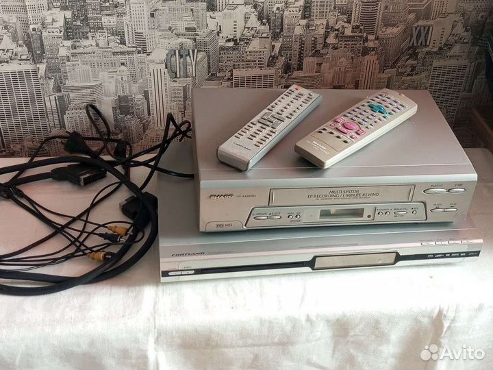 Видеомагнитофон Sharp